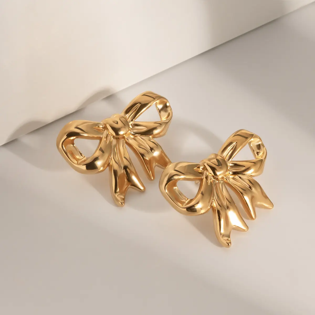Giselle - The Cupid Bow Earrings