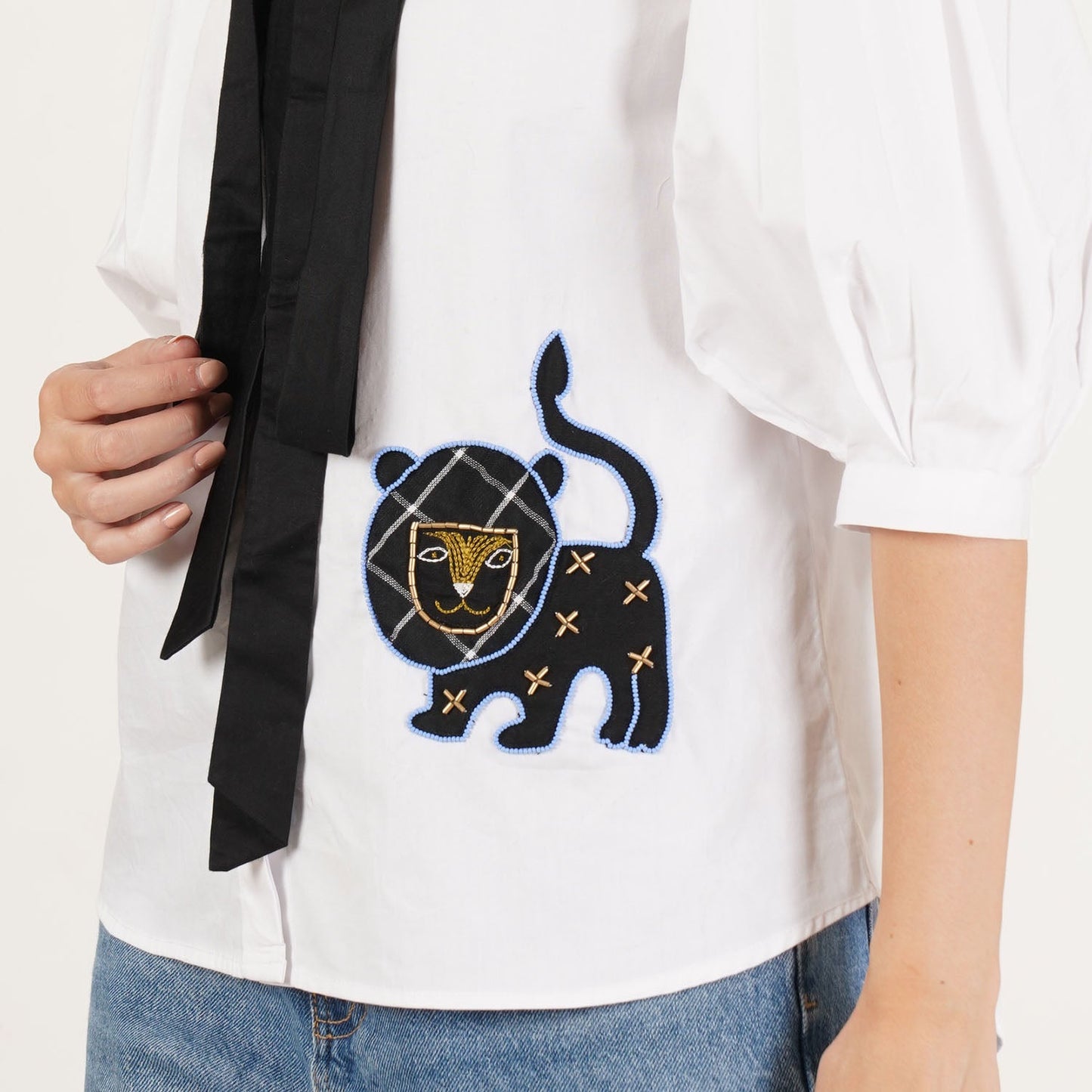 Embroidered Simba Bow Shirt