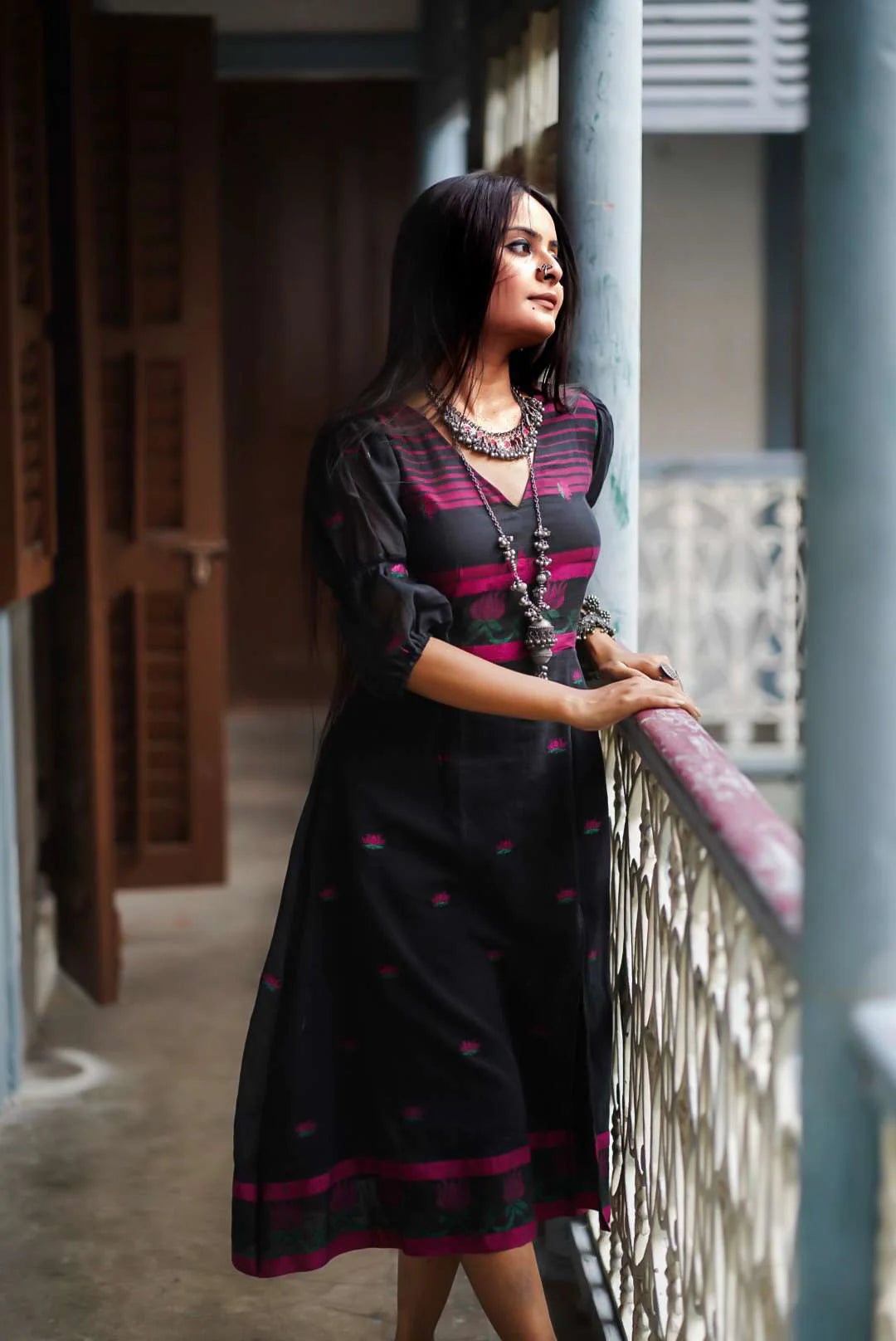 Trinayani Black Midi Dress