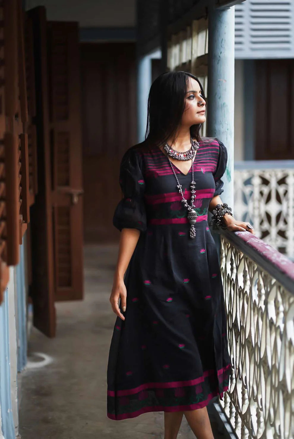 Trinayani Black Midi Dress