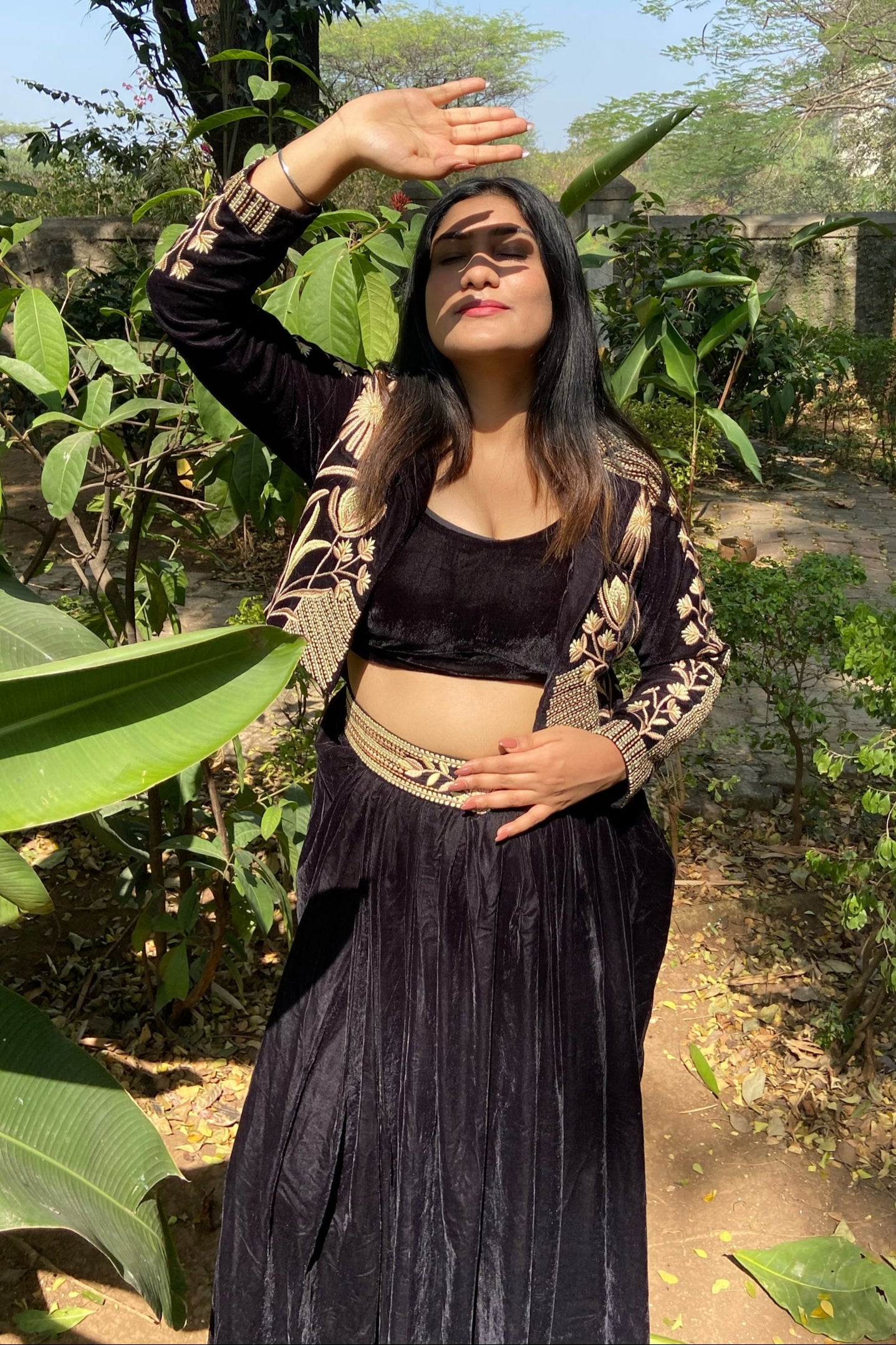 Raatkalli Cropped Blazer & Skirt/Dhoti Set