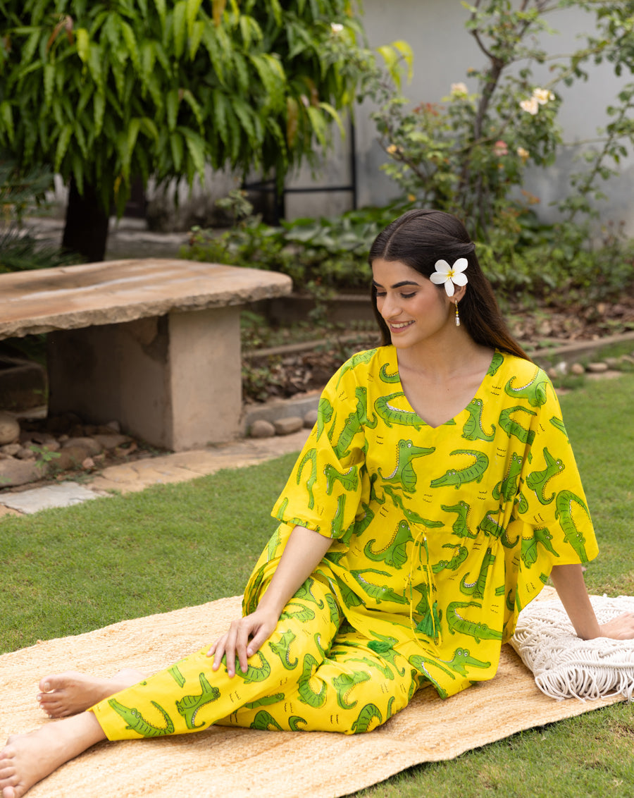 Sara Ali Khan Agar Magar Chill Jams Cotton Co-ord Set