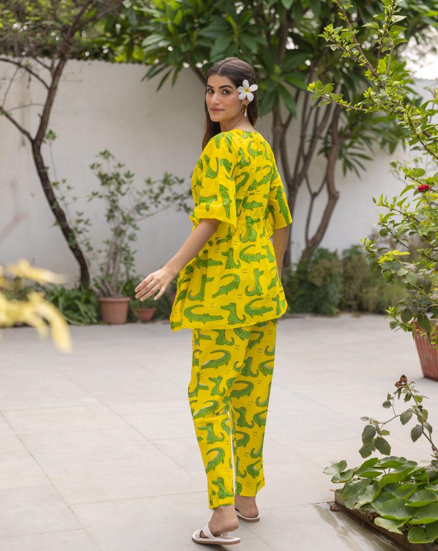 Sara Ali Khan Agar Magar Chill Jams Cotton Co-ord Set