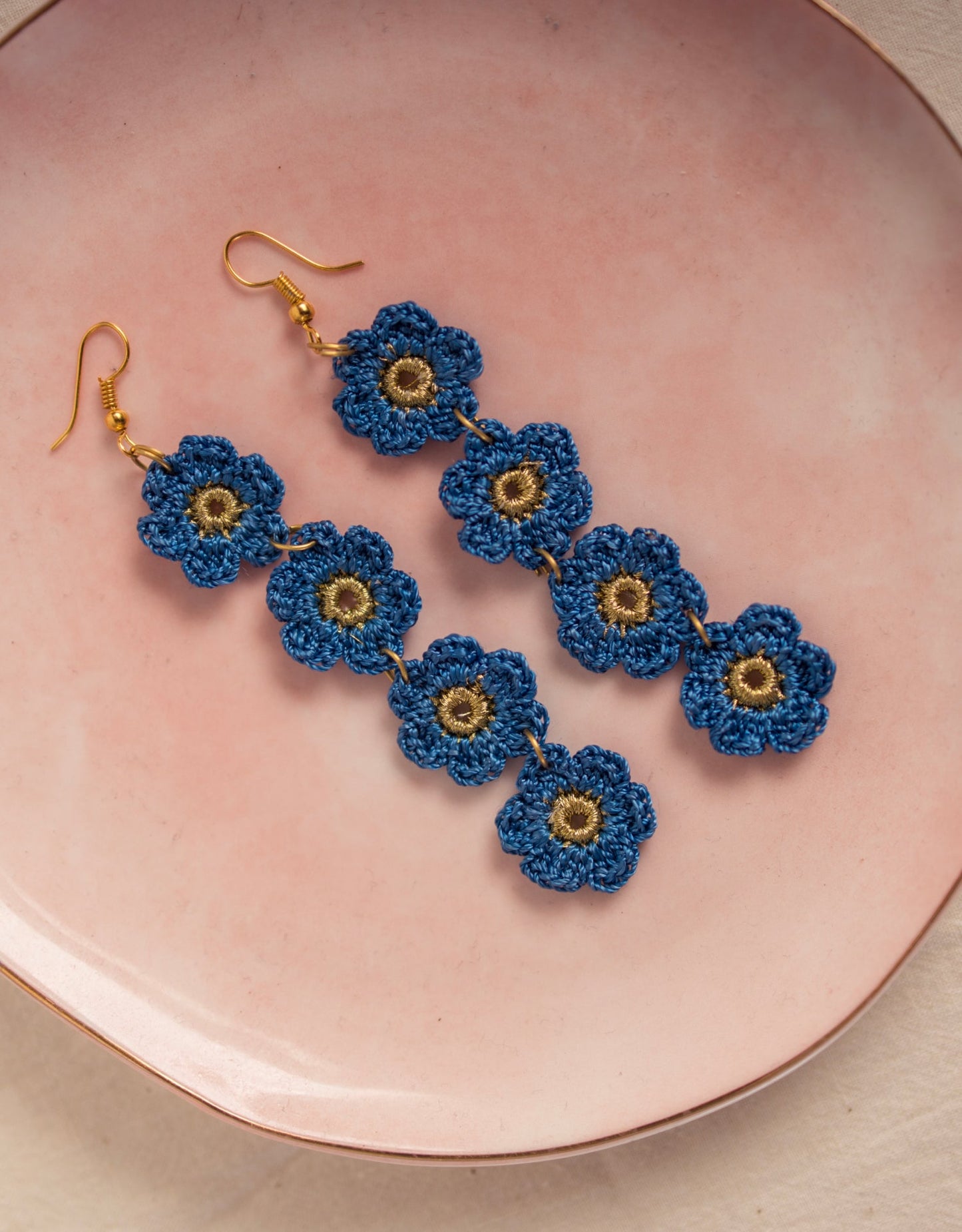 Hand-crocheted Daisies Danglers