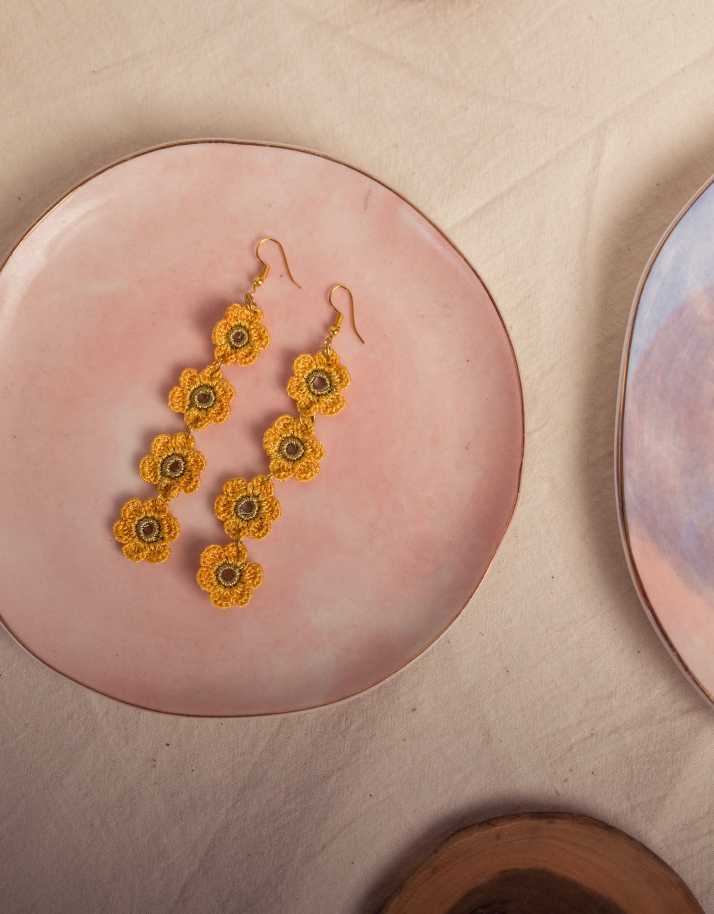 Hand-crocheted Daisies Danglers
