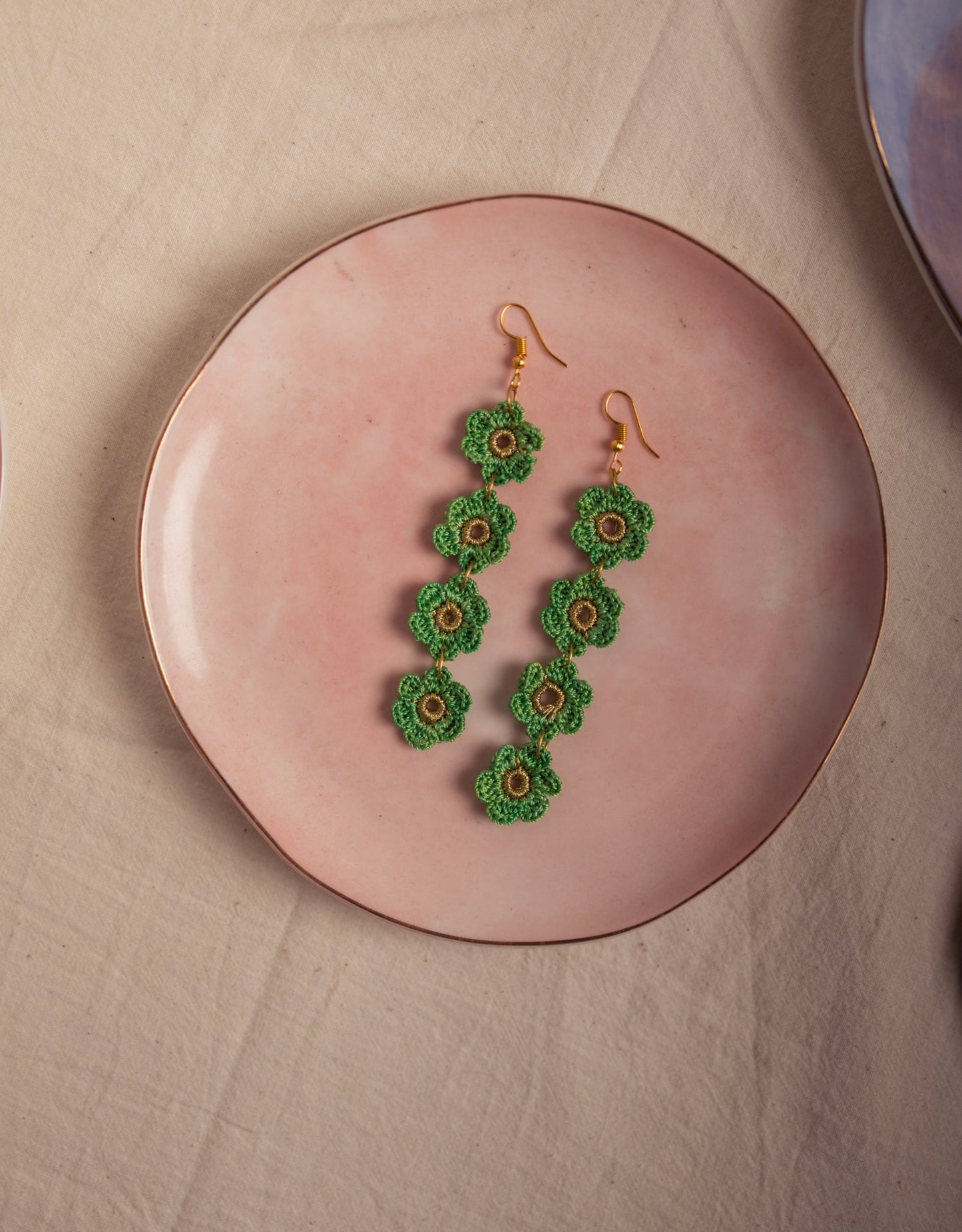 Hand-crocheted Daisies Danglers