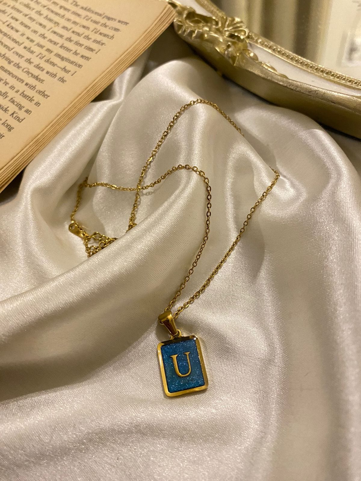 Engrave Delights Classic Aquamarine Neckchains (A-Z)