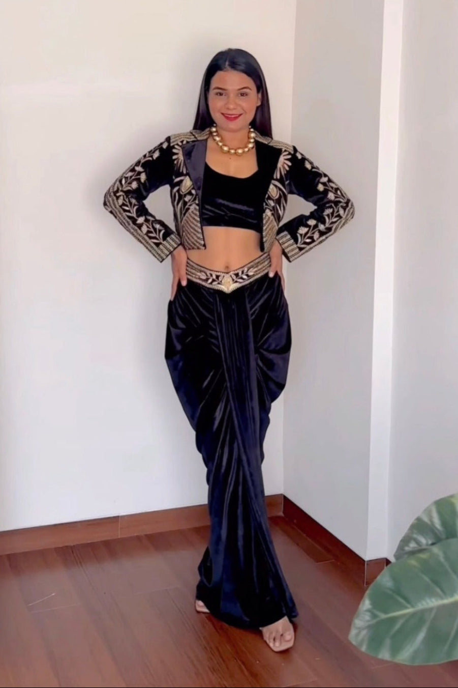 Raatkalli Cropped Blazer & Skirt/Dhoti Set