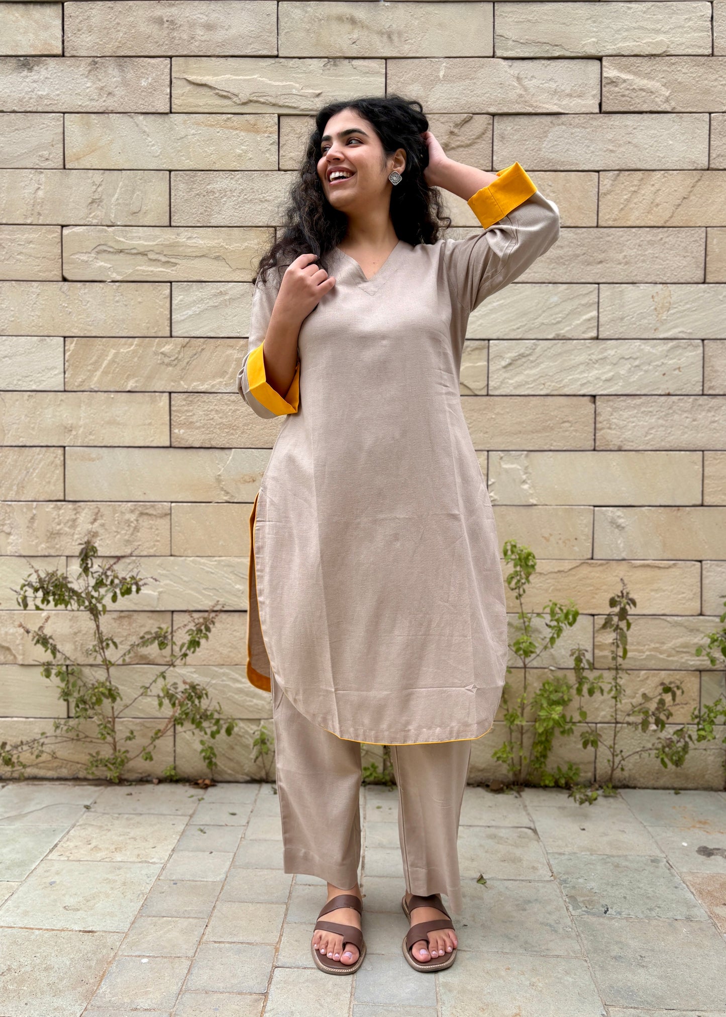 Meera Linen Kurta Set