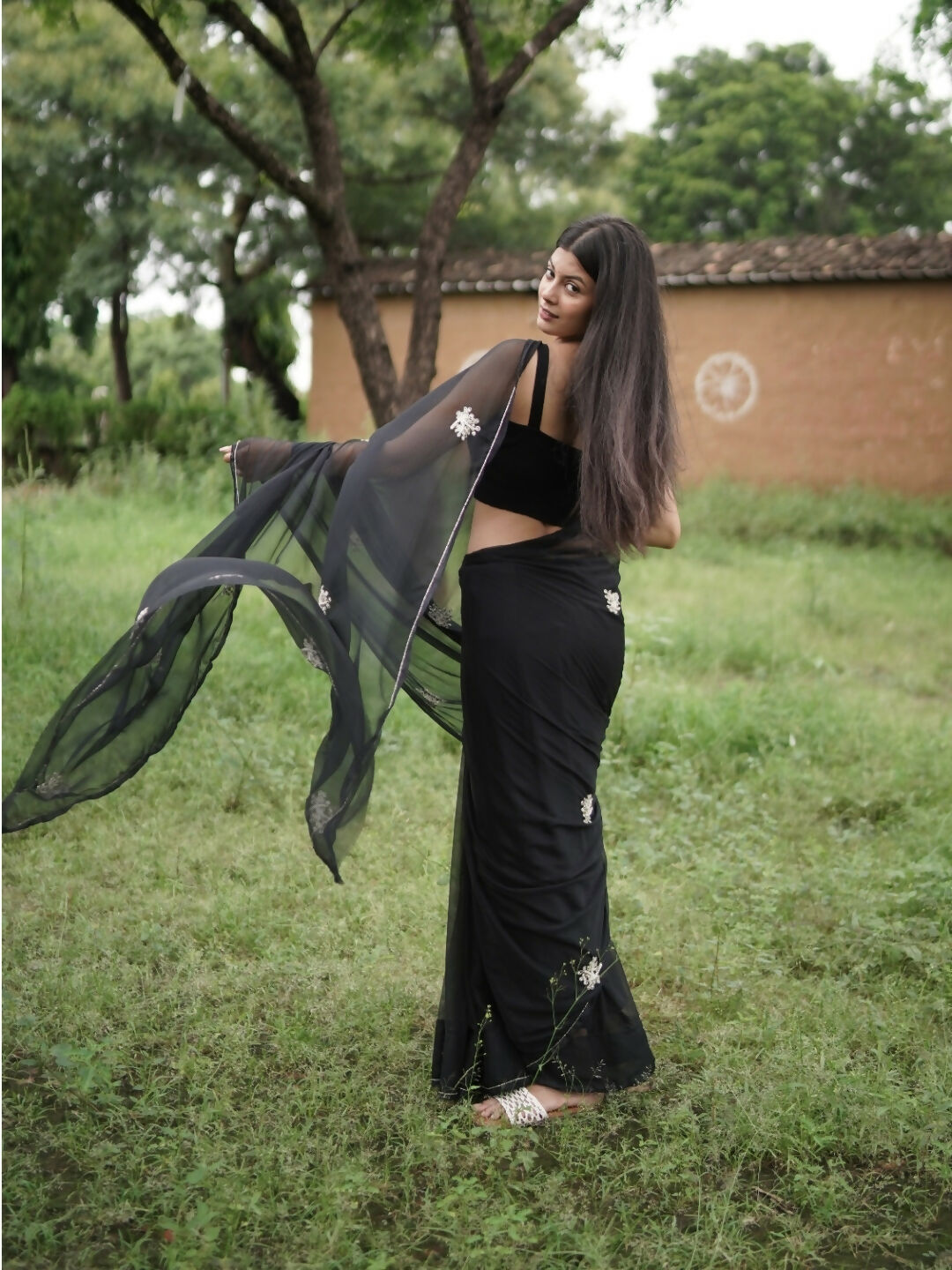 Juhi Evening Embroidered Chiffon 1-Minute Saree