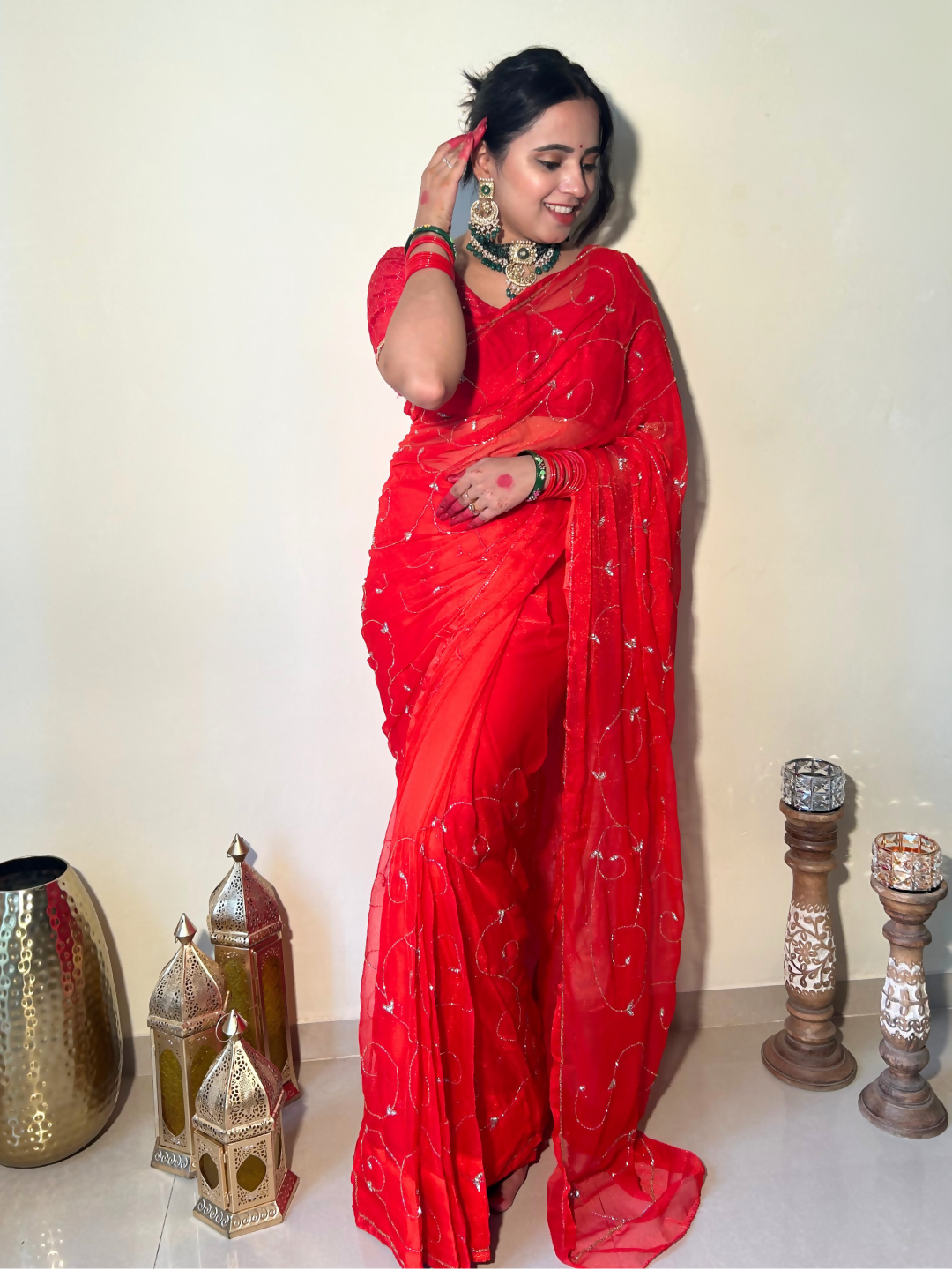 Banno Tera Swagger -Jaal Embroidery Pre-Pleated Shimmer Chiffon Saree