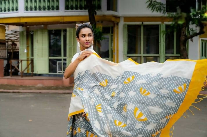 Peeli Chatri Cotton Printed Saree