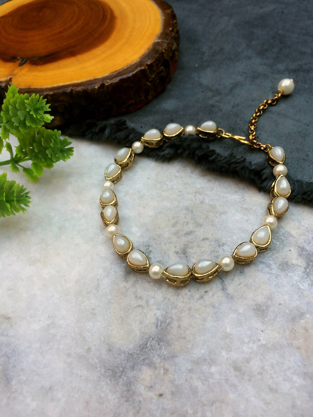 Drop Kundan and Pearl Bracelet