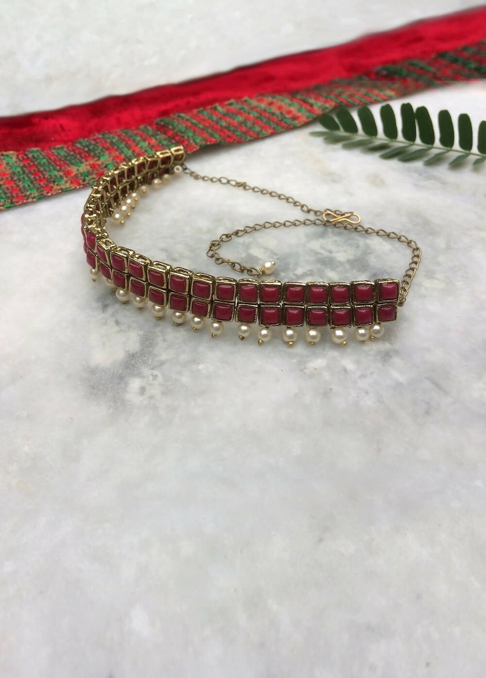 Red Resin Stone and Pearl Choker Necklace Set