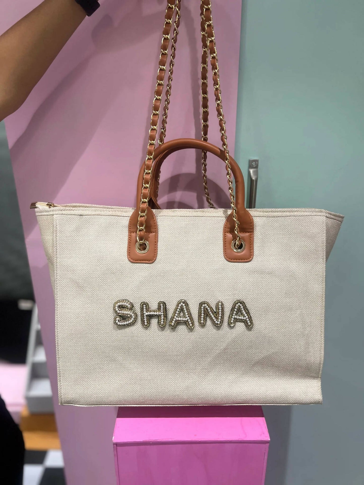 Travel Tote - Black/Beige
