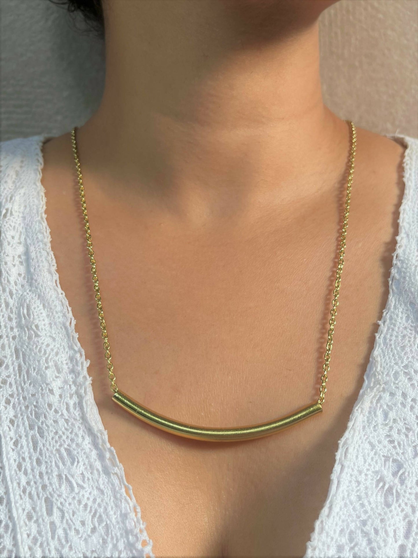 Gold Curve Bar pendant with chain