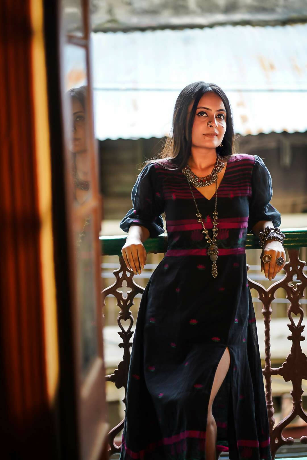 Trinayani Black Midi Dress