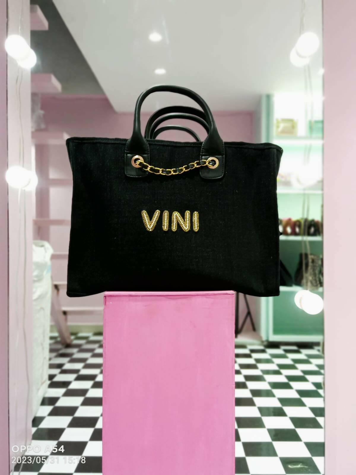 Travel Tote - Black/Beige