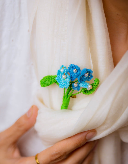 Handcrafted Pearl Jewel Brooch
