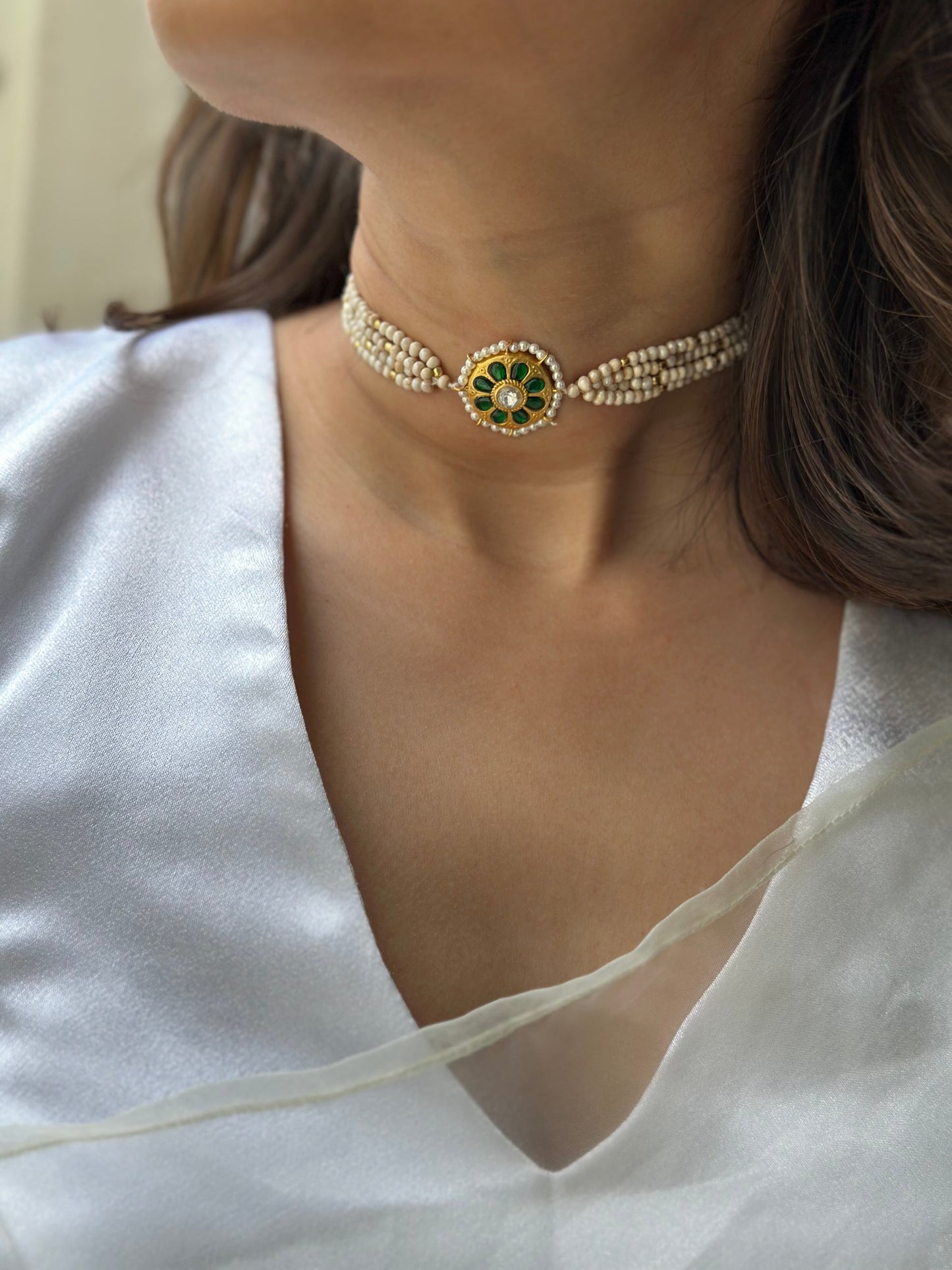 Gulmohar Kundan Choker