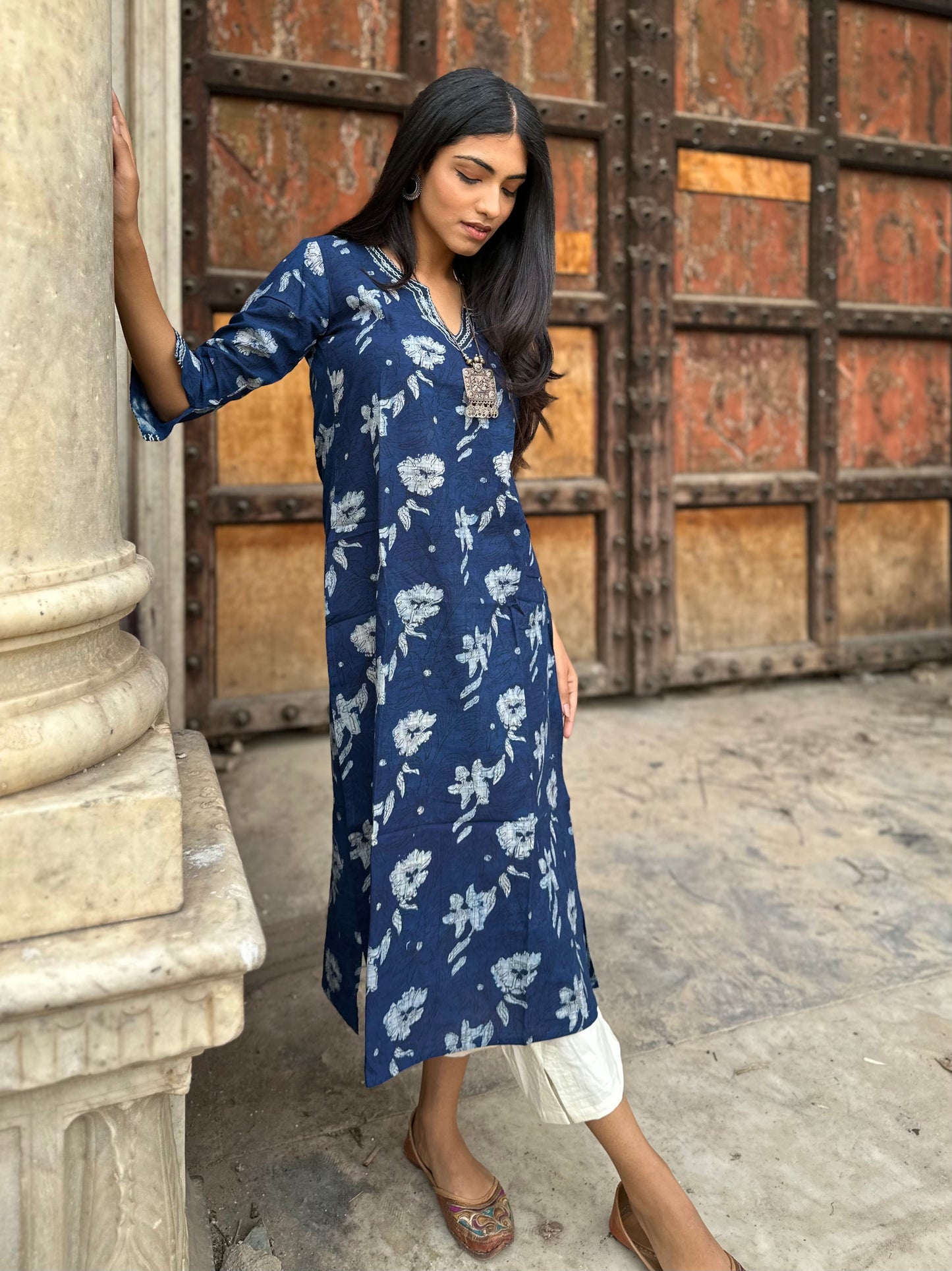 Amer Straight Embroidered Kurta