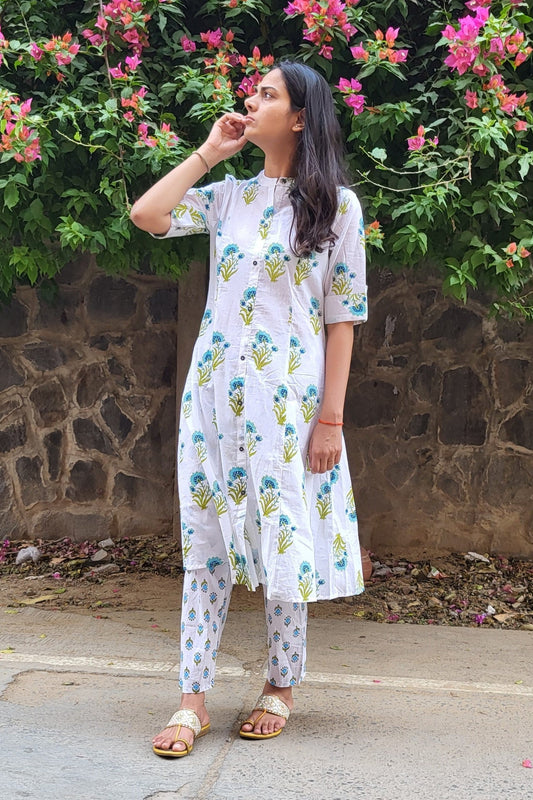 Suhani Sanganeri Floral Kurta Set