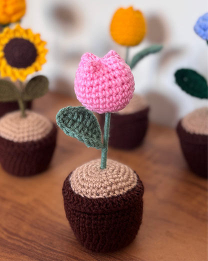 Tulip Crochet Pot