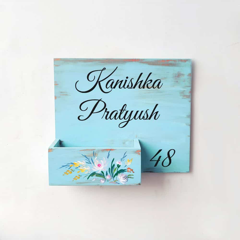 Handpainted Customized Planter Nameplate White Flowers