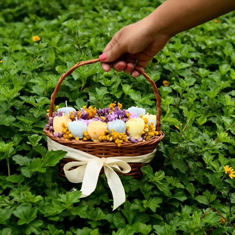 Scented Candles Basket Bouquet