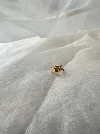 Little Dove Earcuff