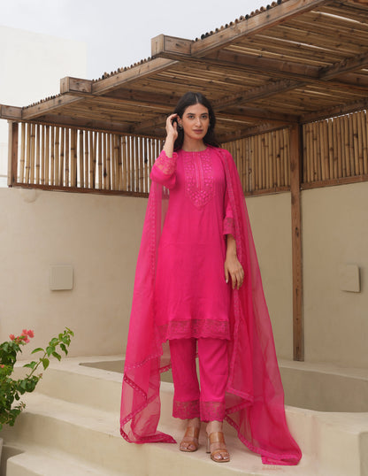 Grace Pink Cotton Crush Suit Set