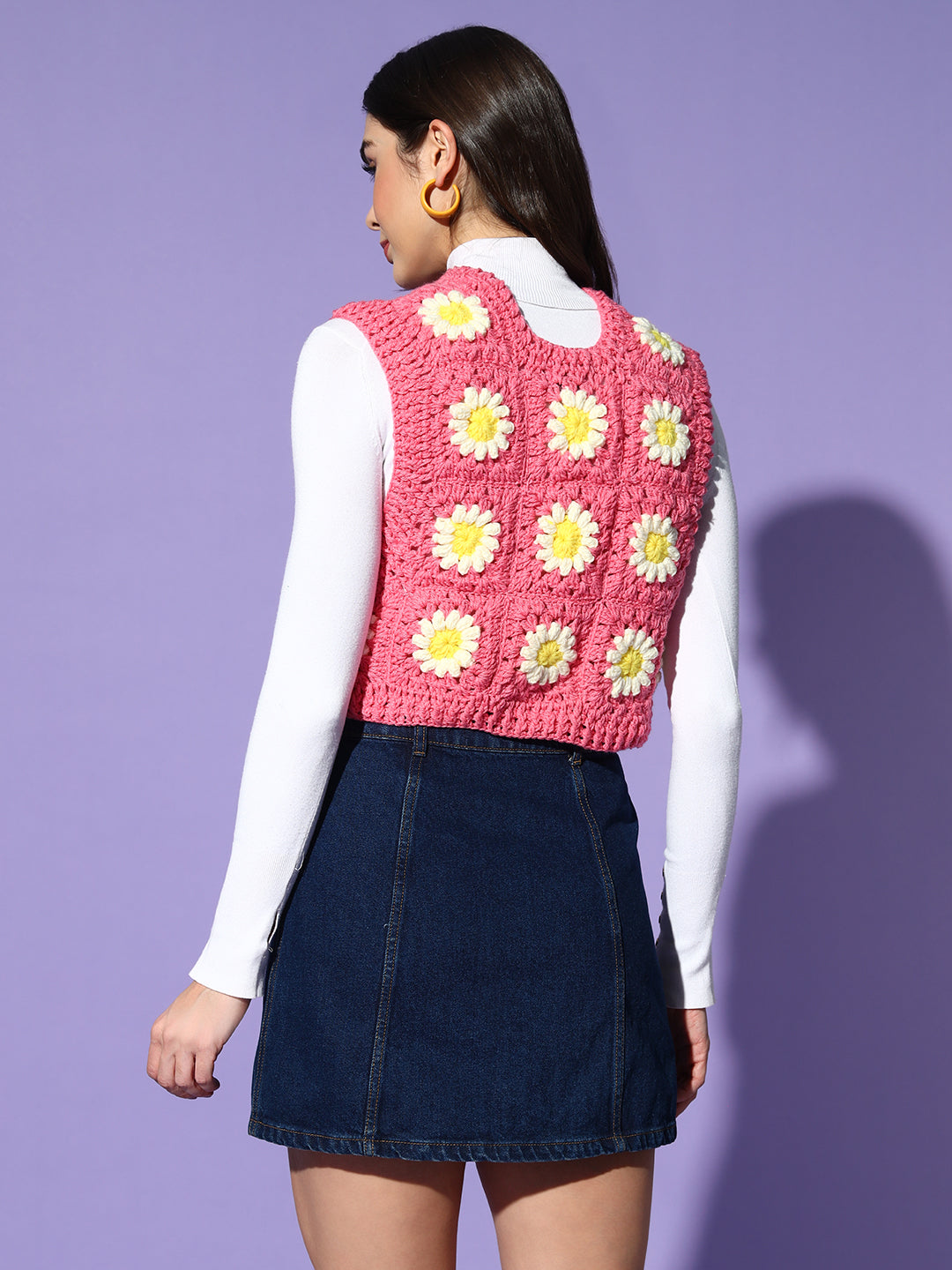 Bubblegum Cropped Daisy Vest