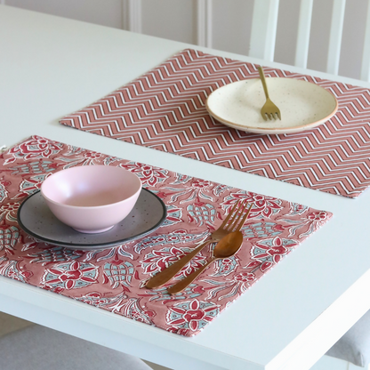 Sweet Onion Wipeable & Reversible Cotton Placemats