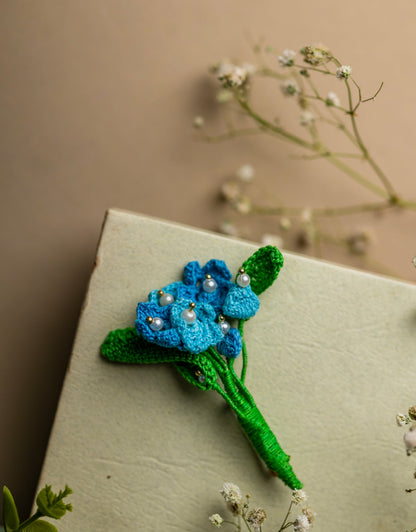 Handcrafted Pearl Jewel Brooch