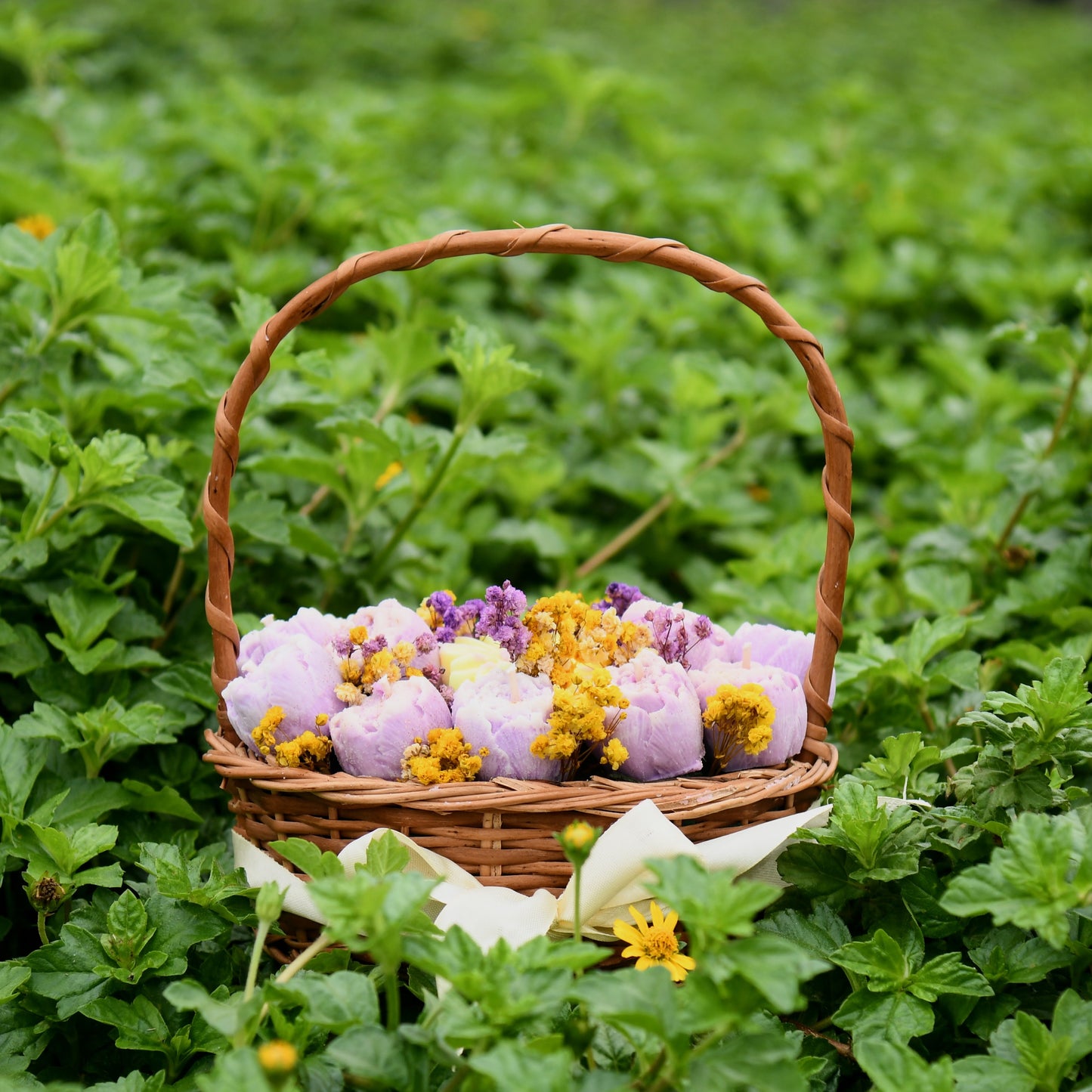 Scented Candles Basket Bouquet