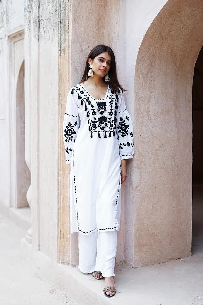 Aisha Chikankari Tassel Straight Kurta