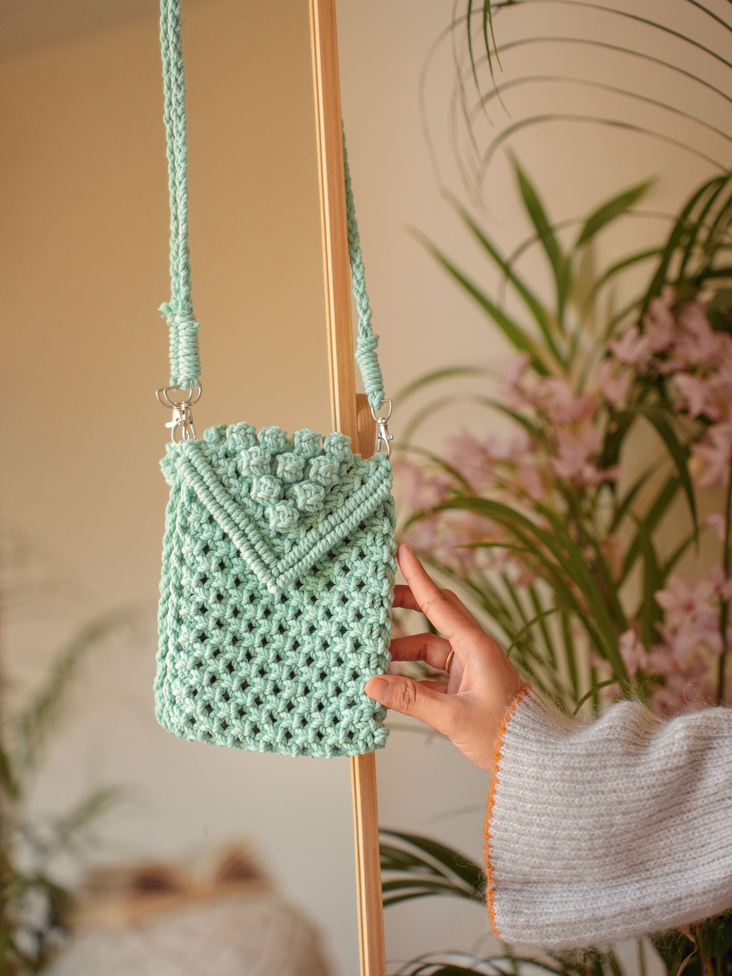 Free Spirit Mobile Pouches