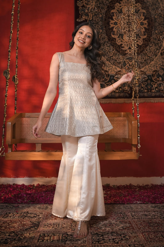 Shanti Priya Grey Kurti & Bell Bottom Set