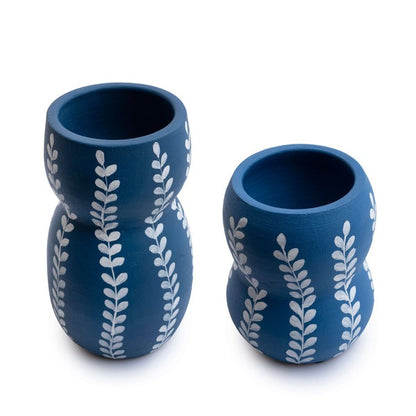 Climber Terracotta Vase (Set of 2)