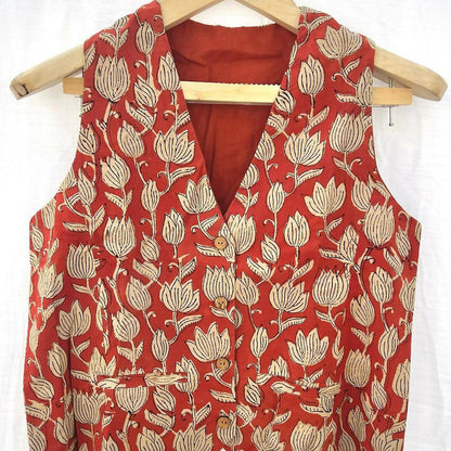 Red Lotus Vest Top