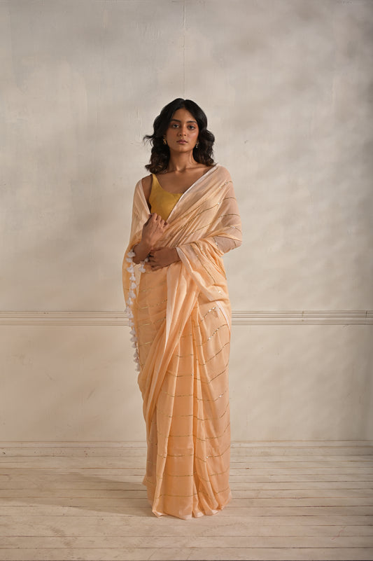 Summer Mul Cotton Saree With Sequined Lines