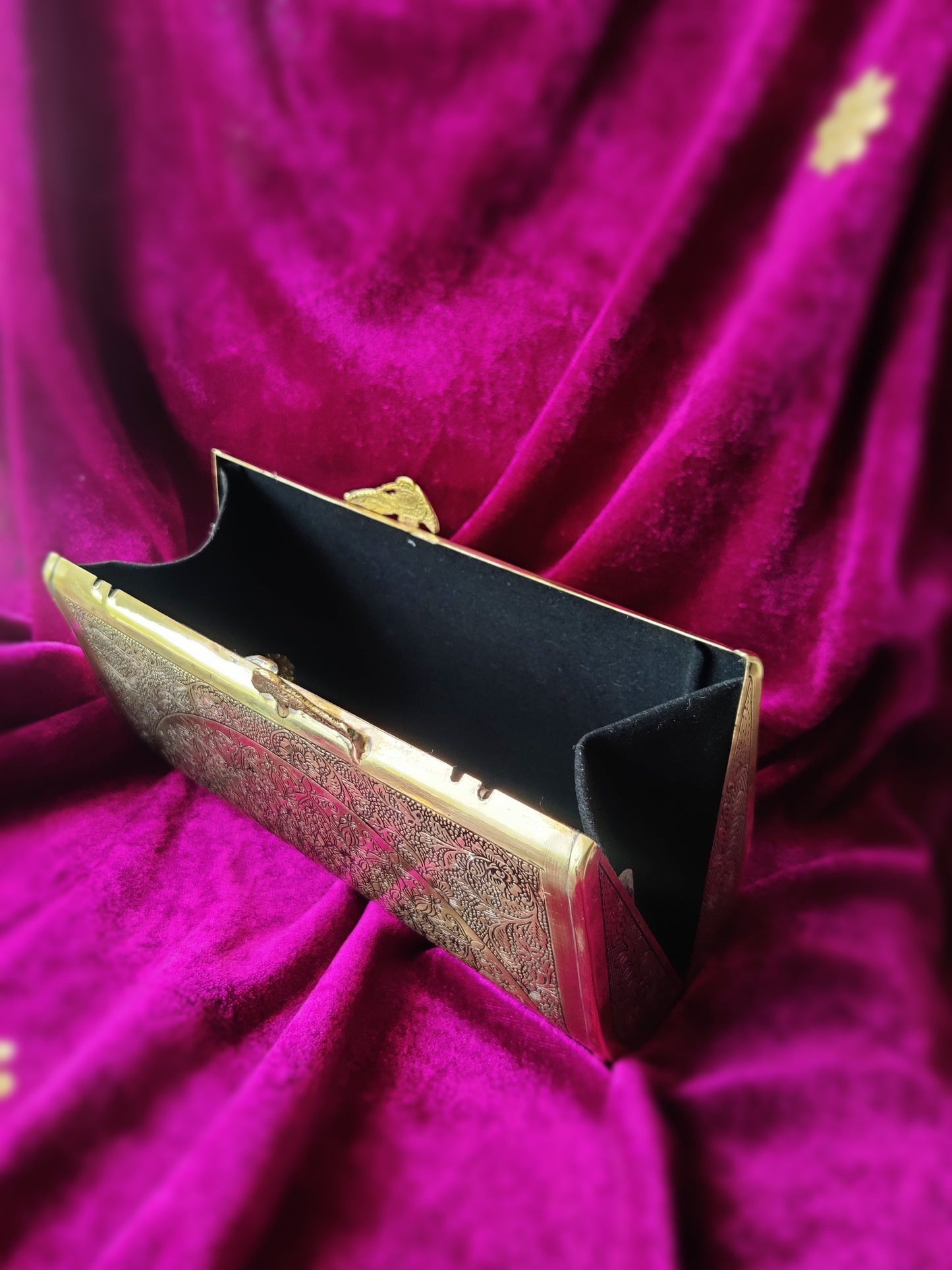 Aafreen Mandala Brass Clutch