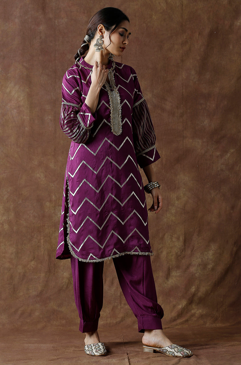 Chevron Pattern Kurta With Pathani Pant