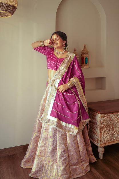 Ruhaani Lehenga