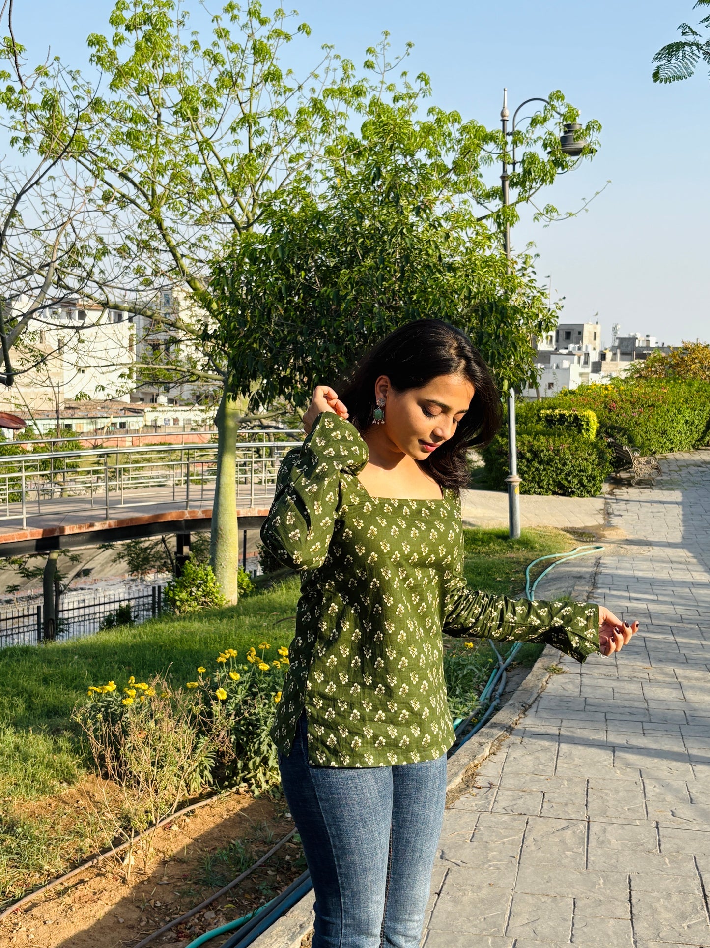 The Meena Kumari Olive Green Kurti
