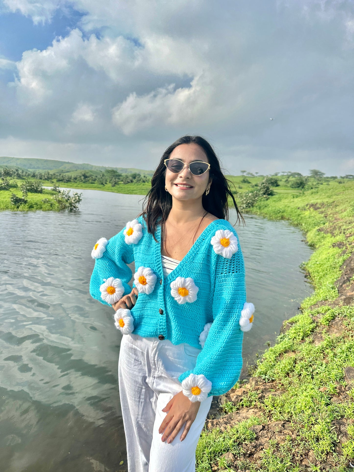 Handmade Chunky Daisy Cardigan