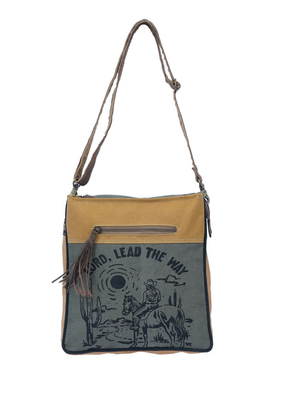 Lulo Shoulder Bag