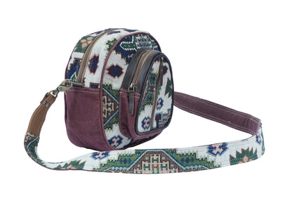 Gyrio Crossbody