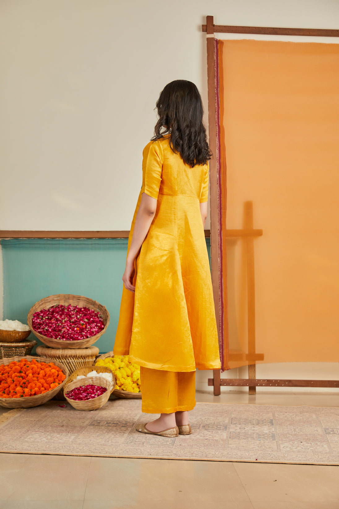 Zareen Yellow Silk Linen Kurta Set