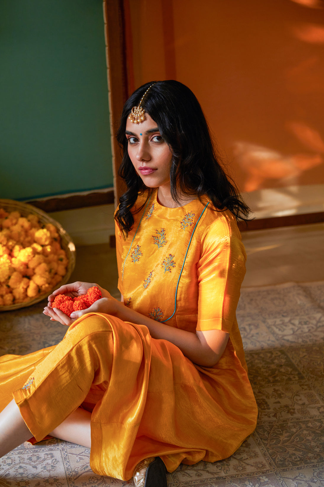 Zareen Yellow Silk Linen Kurta Set